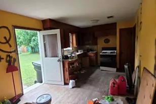 4302 Edison St, Houston, TX 77009 - Photo 5
