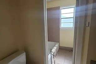 4302 Edison St, Houston, TX 77009 - Photo 11