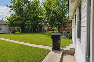 4302 Edison St, Houston, TX 77009 - Photo 3