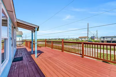 1018 Militia Drive, Surfside Beach, TX 77541 - Photo 5