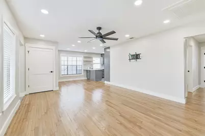 6205 S Rice Avenue, Bellaire, TX 77401 - Photo 9