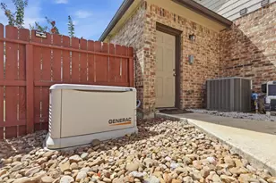 802 S Chamfer Way, Crosby, TX 77532 - Photo 35