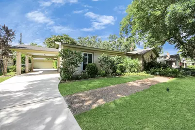 5642 Dumfries Drive, Houston, TX 77096 - Photo 3