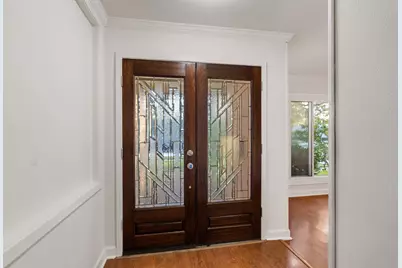 5642 Dumfries Drive, Houston, TX 77096 - Photo 5