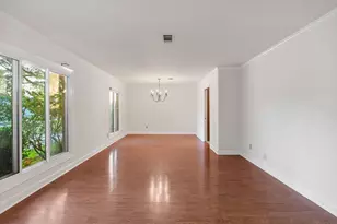 5642 Dumfries Dr, Houston, TX 77096 - Photo 7