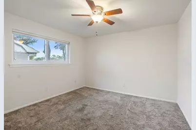 5642 Dumfries Drive, Houston, TX 77096 - Photo 21