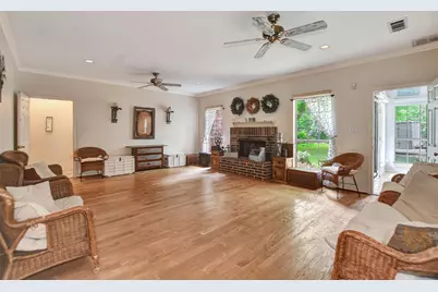 33207 Walnut Grove Drive, Magnolia, TX 77355 - Photo 9