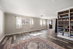 1005 Logansport St, Nacogdoches, TX 75961 - Photo 3