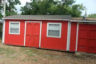 2203 Irene St, La Marque, TX 77568 - Photo 5