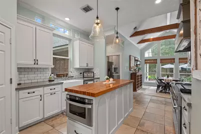 5710 Redwood River Drive, Kingwood, TX 77345 - Photo 13