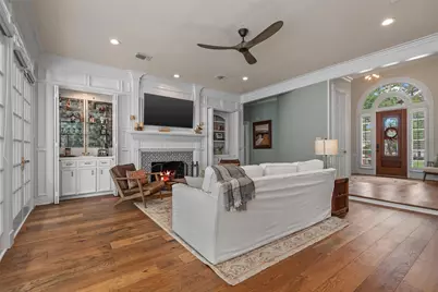 5710 Redwood River Drive, Kingwood, TX 77345 - Photo 9