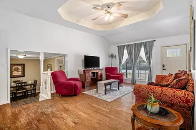 1206 W 8th St, Caldwell, TX 77836 - Photo 5