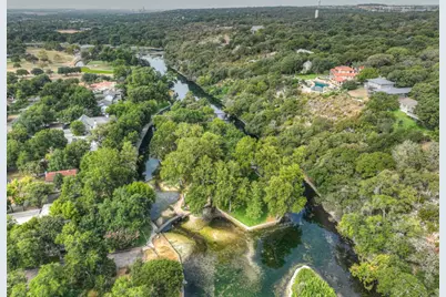 337 Dallas Street, New Braunfels, TX 78130 - Photo 5