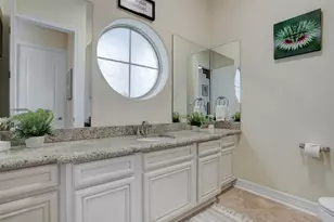 327 Twin Timbers Ln, Kemah, TX 77565 - Photo 19