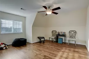 327 Twin Timbers Ln, Kemah, TX 77565 - Photo 25