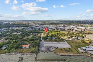 101 Grove St, La Porte, TX 77571 - Photo 7