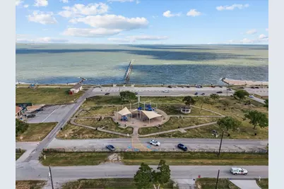 101 Grove Street, La Porte, TX 77571 - Photo 5