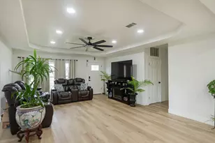 2930 W Shane St, Alvin, TX 77511 - Photo 7