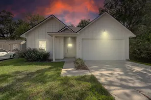 2355 Pecan St, Beaumont, TX 77701 - Photo 1