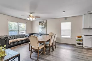 10643 Red Orchid Dr, Houston, TX 77016 - Photo 13