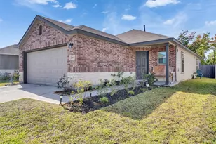 10643 Red Orchid Dr, Houston, TX 77016 - Photo 1