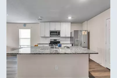 10643 Red Orchid Drive, Houston, TX 77016 - Photo 7