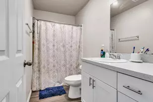 10643 Red Orchid Dr, Houston, TX 77016 - Photo 21