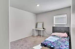 10643 Red Orchid Dr, Houston, TX 77016 - Photo 23