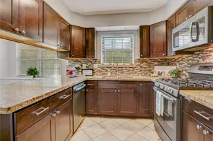 1612 Cypress Hollow St, Pearland, TX 77581 - Photo 7