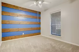1612 Cypress Hollow St, Pearland, TX 77581 - Photo 11