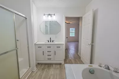 11915 County Road 458, Angleton, TX 77515 - Photo 15