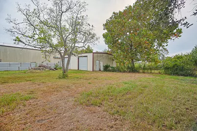 11915 County Road 458, Angleton, TX 77515 - Photo 17