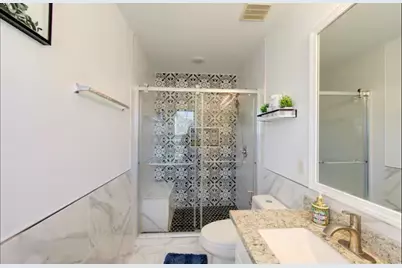 13131 Dawn Hollow Lane, Houston, TX 77072 - Photo 15