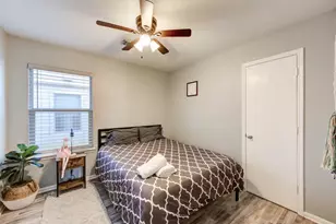 13131 Dawn Hollow Ln, Houston, TX 77072 - Photo 19