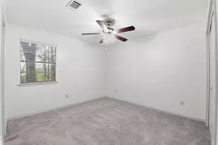 2402 Sycamore Ave, Huntsville, TX 77340 - Photo 15