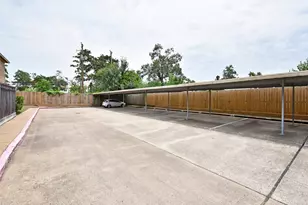 1311 Antoine Dr, Houston, TX 77055 - Photo 5
