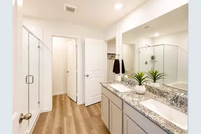 5208 Greengrass Willow Way, Houston, TX 77048 - Photo 17