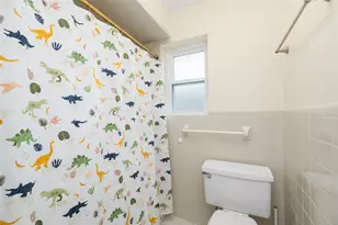 3030 Manila Ln, Houston, TX 77043 - Photo 25