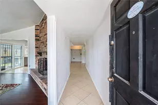 15722 Corsair Rd, Houston, TX 77053 - Photo 3