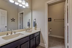 18 Shire Glen Pl, The Woodlands, TX 77354 - Photo 31