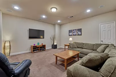 18 Shire Glen Place, The Woodlands, TX 77354 - Photo 35