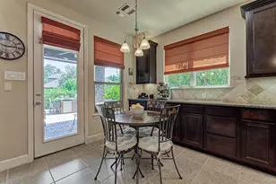18 Shire Glen Pl, The Woodlands, TX 77354 - Photo 13