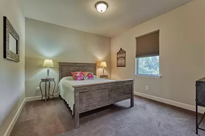 18 Shire Glen Place, The Woodlands, TX 77354 - Photo 29