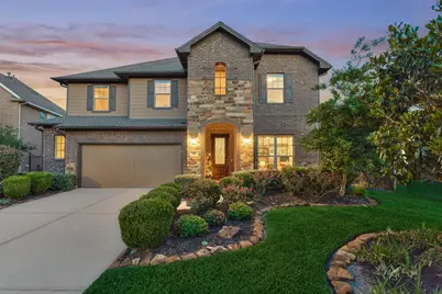 18 Shire Glen Place, The Woodlands, TX 77354 - Photo 1