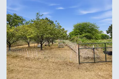 1706 W Frank Street, Grand Saline, TX 75140 - Photo 31