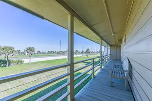 18418 E De Vaca Ln, Galveston, TX 77554 - Photo 13