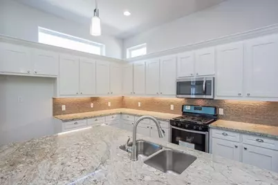 3351 Kilgore St, Houston, TX 77021 - Photo 1