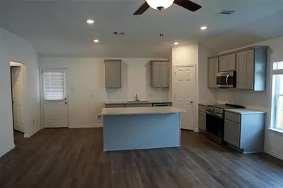 10703 Crockett Meadows Boulevard, Conroe, TX 77306 - Photo 5