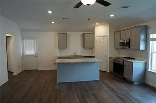 10703 Crockett Meadows Blvd, Conroe, TX 77306 - Photo 5
