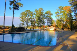 1458 River Oaks Dr, Huntsville, TX 77340 - Photo 47